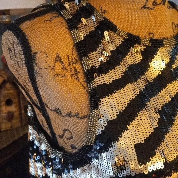 Trina Turk Quartz Black and Gold Zebra Stripe Sequin Mini Shift Dress NWT - Picture 6 of 15